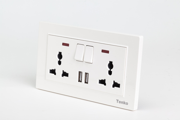 Ổ Cắm Điện Âm Tường Tích Hợp Cổng USB TK-TT-126