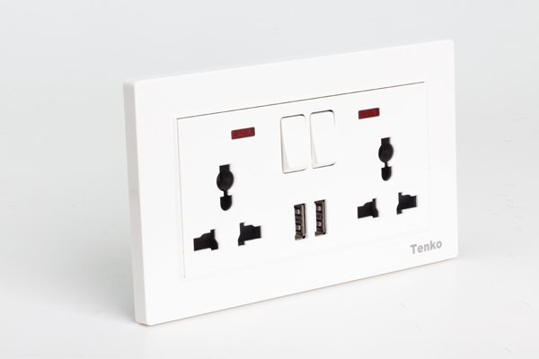 Ổ Cắm Điện Âm Tường Tích Hợp Cổng USB TK-TT-126