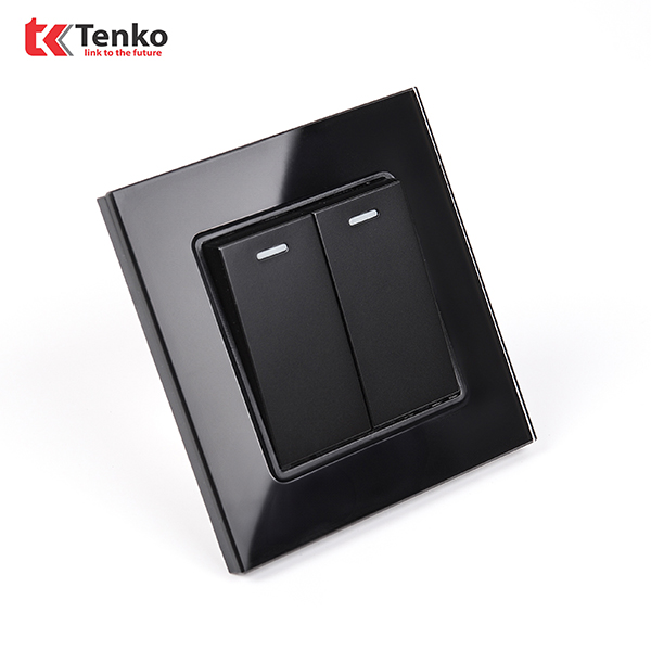 Công Tắc Âm Tường Mặt Kính Cường Lực Màu Đen Tenko TK-F71D-02