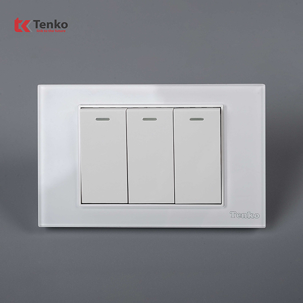 Công Tắc Điện Âm tường Mặt Kính Cường Lực TENKO TK-C18-03 Trắng