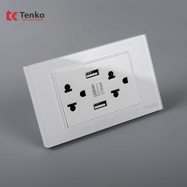 Ổ Cắm USB Âm tường Mặt Kính Cường Lực Trắng TENKO TK-C18-T045