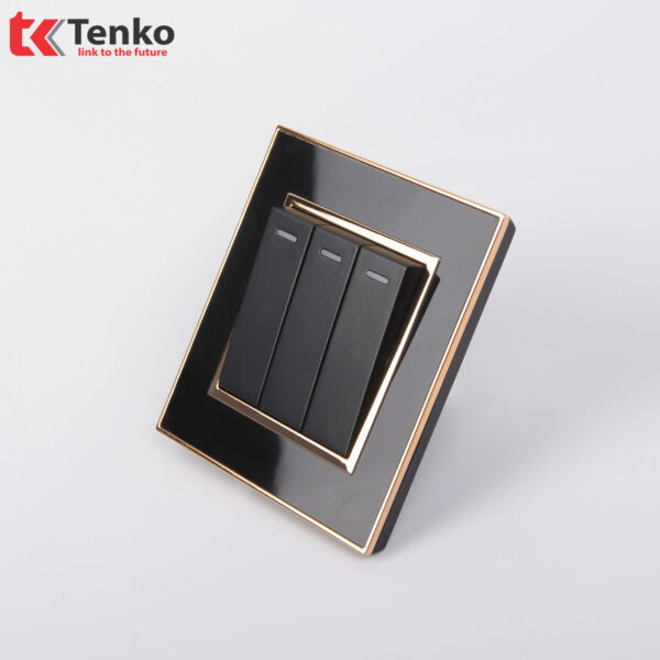 Công Tắc Âm Tường 3 Nút Mặt Vuông Nhựa Đen Viền Vàng Tenko TK-F66-03