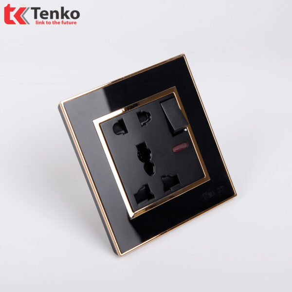Ổ Cắm Đôi 3 Chấu Kèm công Tắc Mặt Nhựa Đen Viền Vàng Tenko TK-F66-28