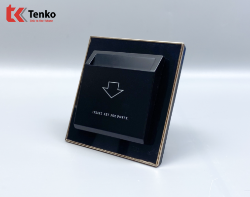 Công Tắc Thẻ Từ Mặt Vuông Nhựa Đen Viền Vàng Tenko TK-F66-66