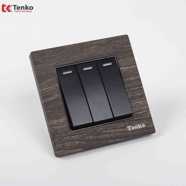 Công Tắc 3 Nút Mặt Vuông Vân Gỗ Tenko TK-F71A-03