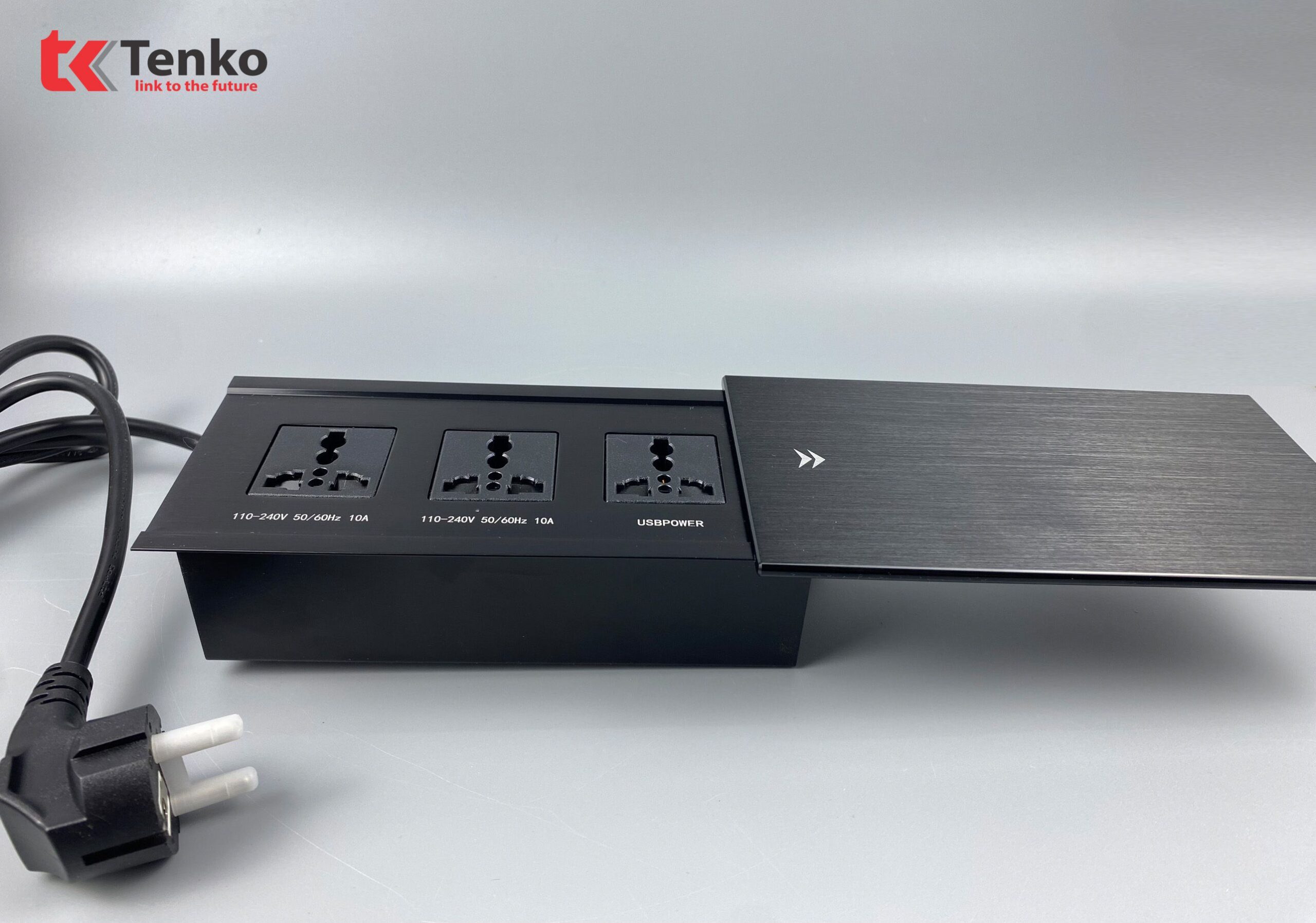 Hộp ổ điện âm bàn Tenko TK-BT03 nắp trượt màu đen cao cấp