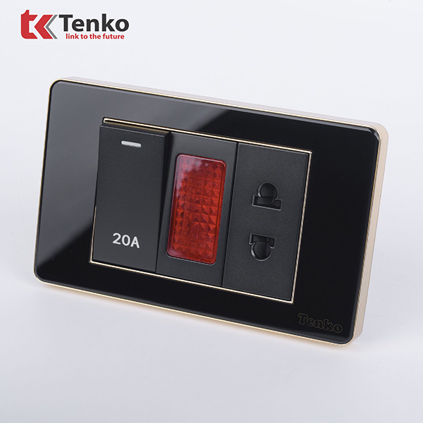 Ổ Cắm Và Công Tắc Điện 20A Công Suất Cao Cho Nóng lạnh Và Điều Hòa Âm Tường Mặt Nhựa Màu Đen Viền Vàng Tenko TK-C26-080