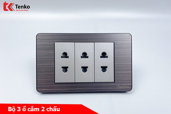 Ổ Cắm Điện Đôi Màu Đen Xám 2 Chấu Âm Tường Mặt Hợp Kim Tenko TK-C7G-020