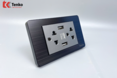 Ổ Cắm Điện Đôi 3 Chấu Có USB Màu Đen Xám Âm Tường Mặt Hợp Kim Tenko TK-C7G-045