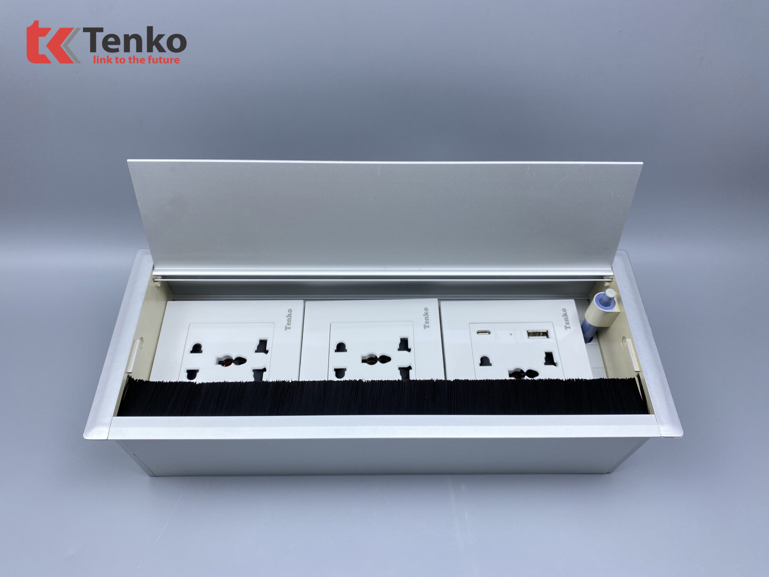 Hộp Điện Âm Bàn Họp Đa Năng Tích Hợp USB Box Nhôm Nguyên Khối Tenko TK-AB3S-03