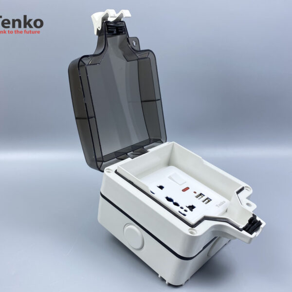 Ổ Cắm Đôi 3 Chấu Có Công Tắc Và USB Chống Nước Chính Hãng Tenko TK-IP66-03