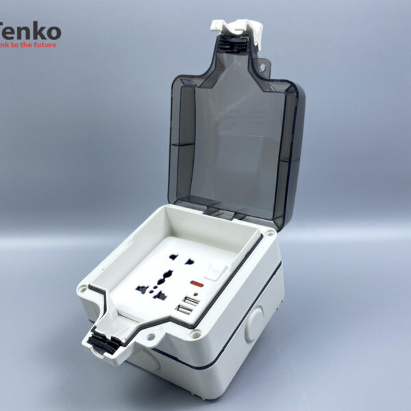 Ổ Cắm Đôi 3 Chấu Có Công Tắc Và USB Chống Nước Chính Hãng Tenko TK-IP66-03