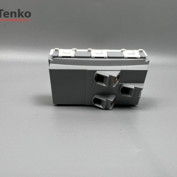 Nhân Ổ Cắm Đôi 3 chấu Âm Sàn Chính Hãng Tenko TK-AS-08