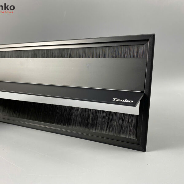 Nắp Hộp Điện Âm Mặt Bàn Nhôm Mở Hai Chiều 400×145 Màu Đen Chính Hãng Tenko TK-N04