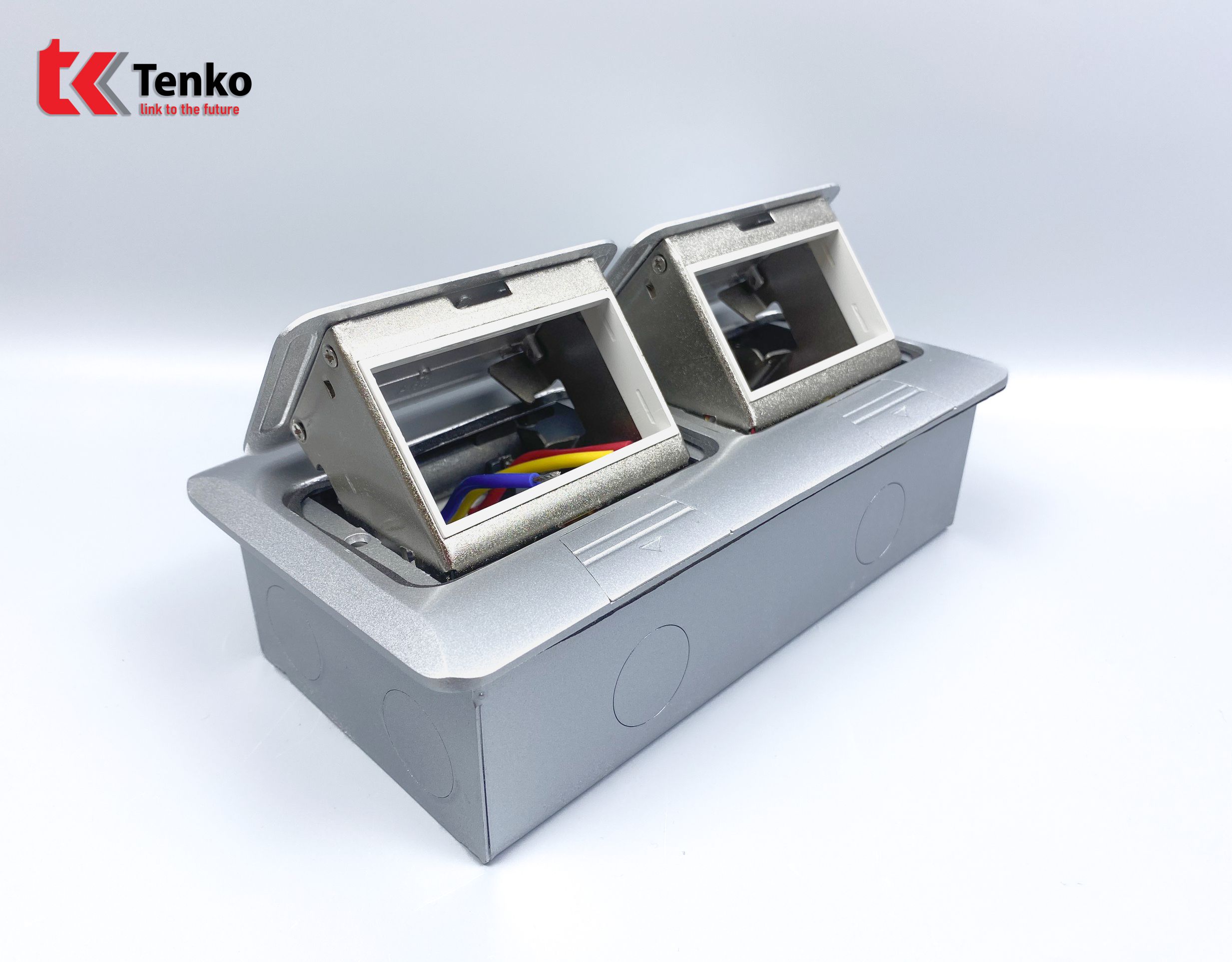 Hộp Ổ Cắm Điện Âm Sàn Thông Dụng Chính Hãng Tenko TK-J04 Màu Bạc
