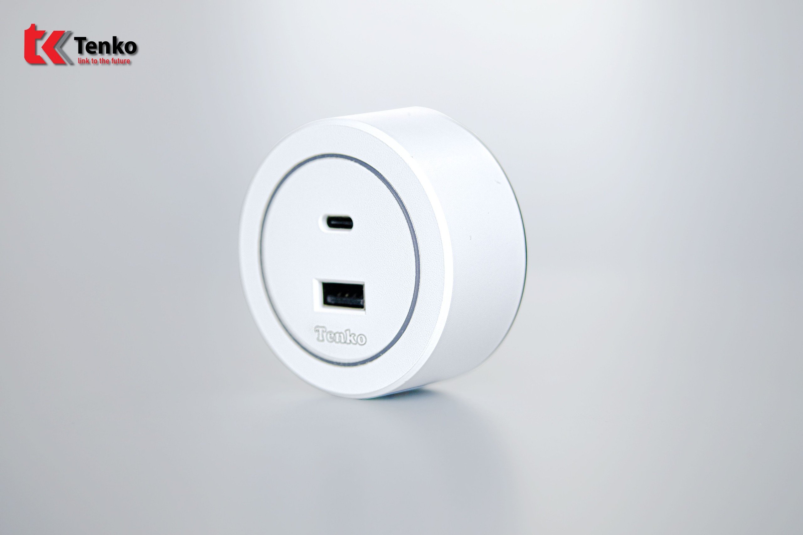 Ổ Cắm USB Type A và Type C Cho Thanh Ray Chính Hãng Tenko TK-RU01-T