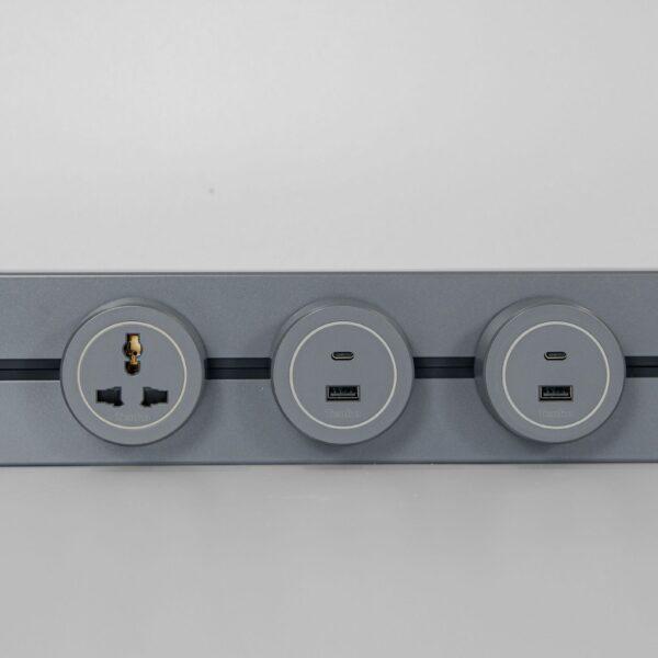 Thanh Ray Ổ Cắm USB Sạc Type A và Type C Kèm Ổ Cắm 3 Chấu Tenko TK-RA40-05 Màu Xám Dạng Trượt Thông Minh