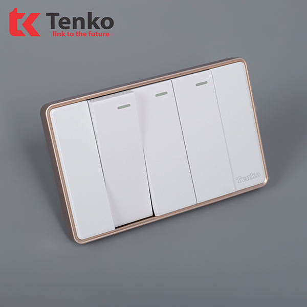 Công Tắc 3 Nút Tràn Viền Nhựa Cao Cấp Chính Hãng Tenko TK-C1-03 Trắng Viền Vàng