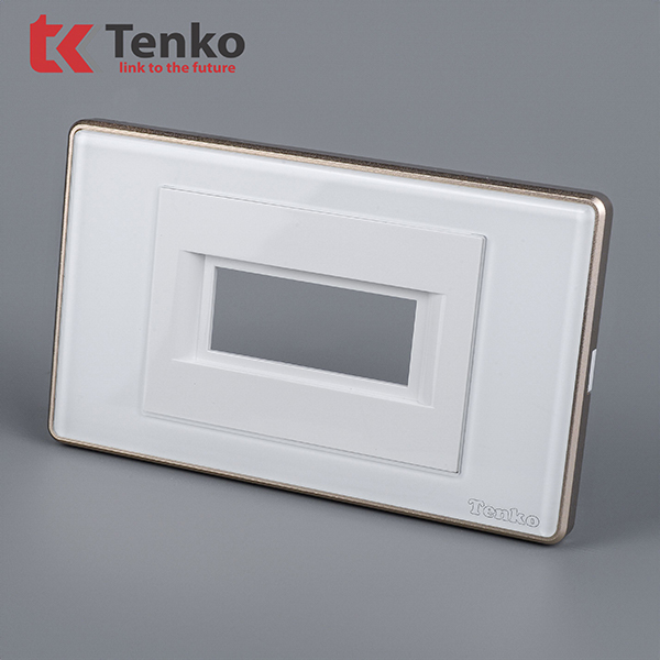 Mặt Át Đơn + Gông Tenko Mặt Kính Cường Lực Tenko TK-C18W-AD Trắng Viền Vàng