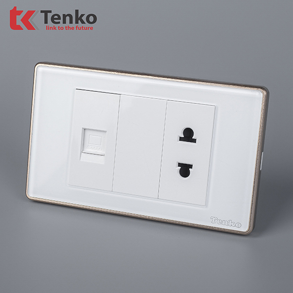 Ổ Cắm Mạng LAN Kèm Ổ Cắm Đơn Thông Dụng Tenko TK-C18W-078 Trắng Viền Bạc
