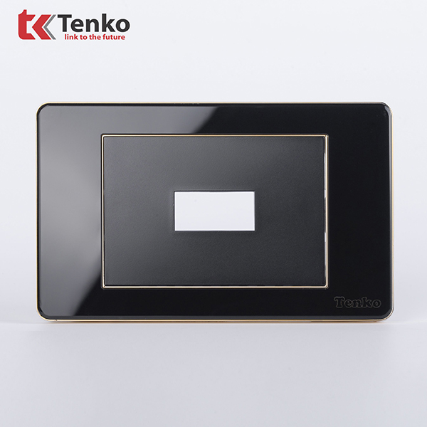 Mặt át Khối + Gông mặt nhựa đen viền vàng Tenko TK-C26-AK