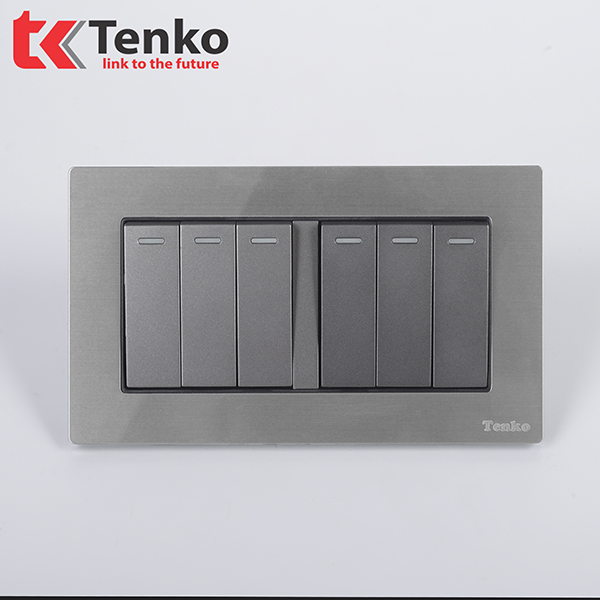 Công Tắc 3 Nút Mặt Kim Loại Tenko TK-KL2-03