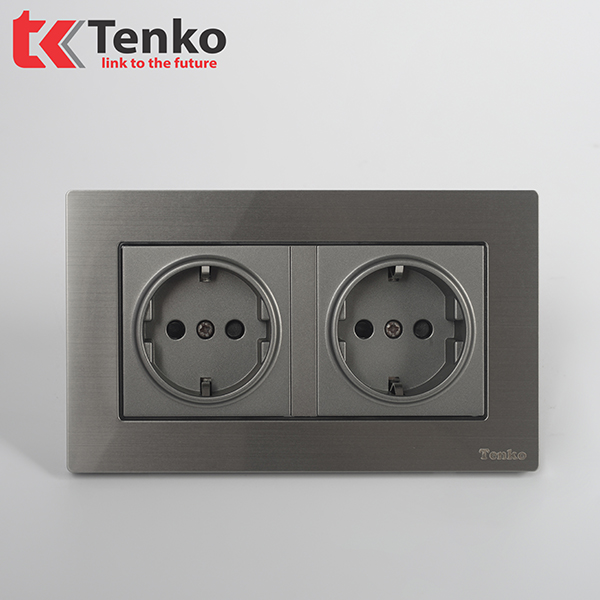Ổ Cắm Chuẩn Đức Âm Tường Mặt Hợp Kim Chính Hãng Tenko TK-KL2-20