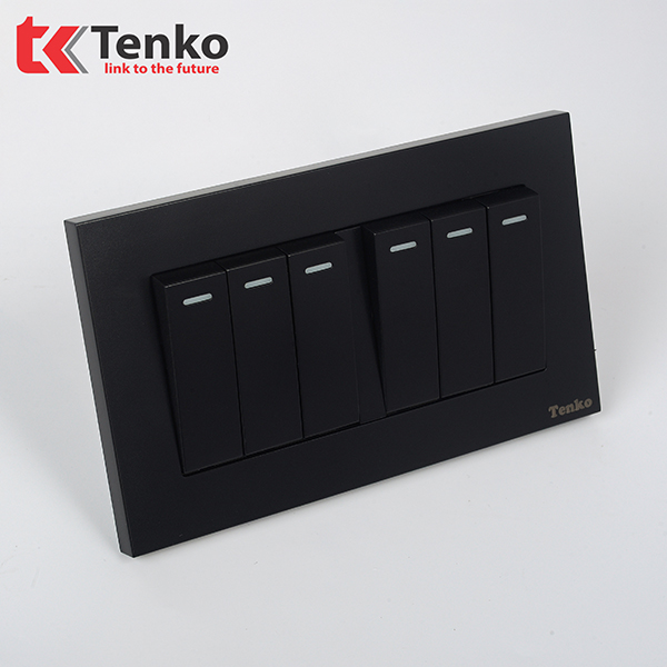Công Tắc 3 Nút Đa Năng Âm Tường Mặt Nhựa Chính Hãng Tenko TK-N2L-03
