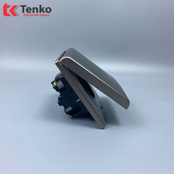 Ổ Cắm Sạc Xe Điện Chống Bụi, Chống Nước Tenko TK-WB20