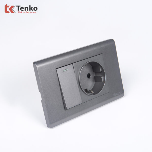 Ổ Cắm Chuẩn Đức Schuko Kết Hợp Công Tắc – Mặt Nhựa PC Xám Tenko TK-C25-063