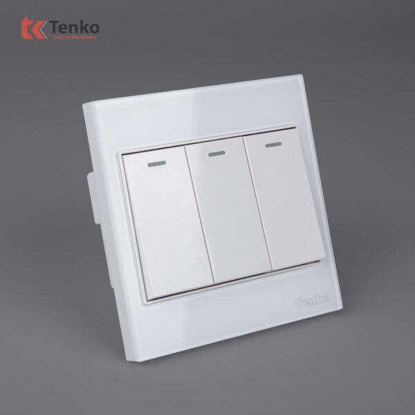 Công Tắc 3 Nút Mặt Kính Cường Lực Tenko TK-V18-03 – Giải Pháp Điều Khiển Điện Hiện Đại, Bền Bỉ
