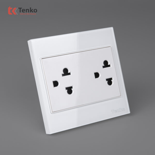 Ổ Điện Đôi 3 Chấu Kính Cường Lực Tenko TK-V18-044 – Giải Pháp Điều Khiển Điện Hiện Đại, Bền Bỉ