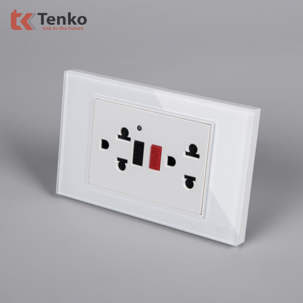Ổ Cắm Chống Chập, Chống Dò Điện Mặt Kính Cường Lực Tenko TK-C18-19 Trắng