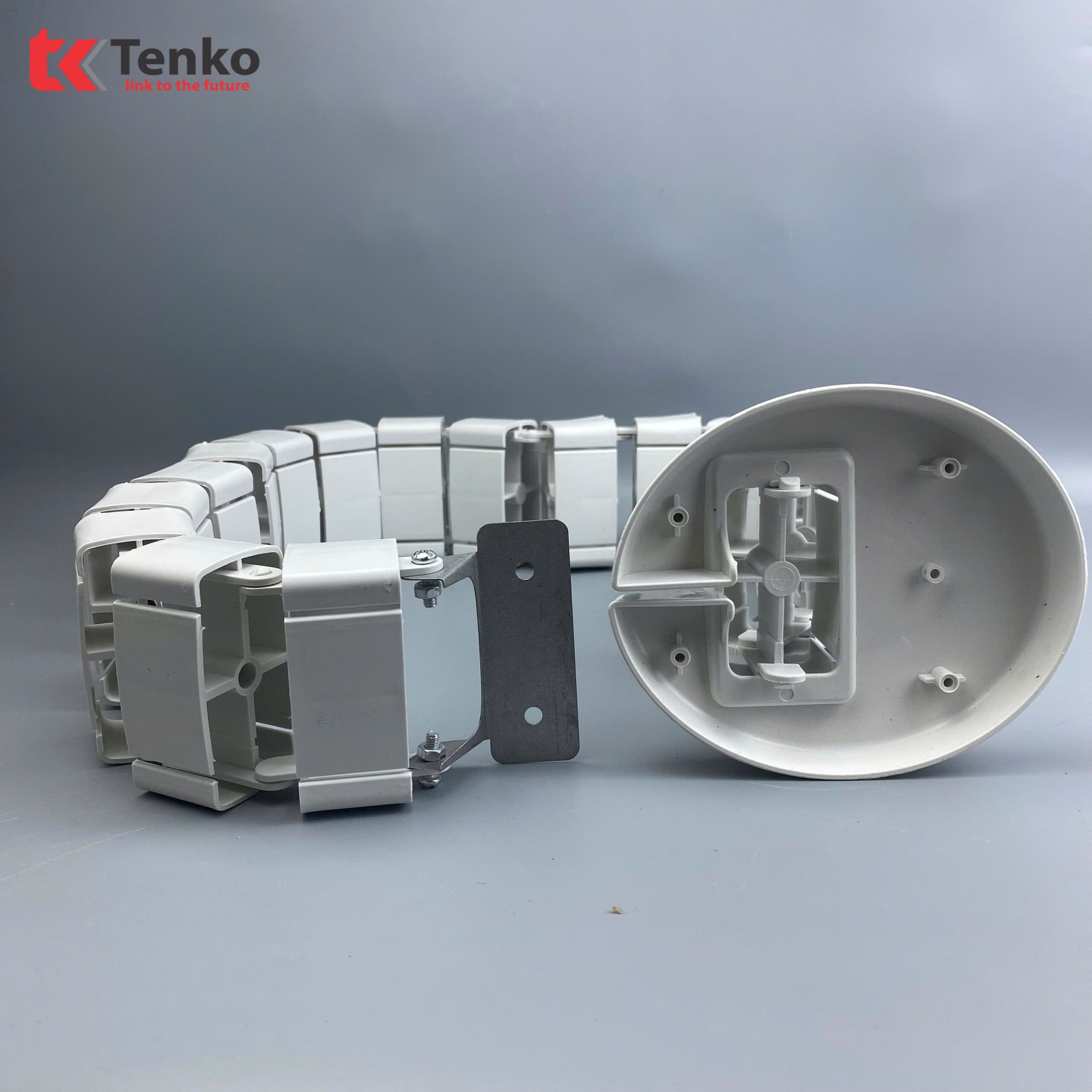 Ống Luồn Dây Điện Bàn Văn Phòng Tenko TK-GL02 Trắng – Giải Pháp Giấu Dây Gọn Gàng, Thẩm Mỹ
